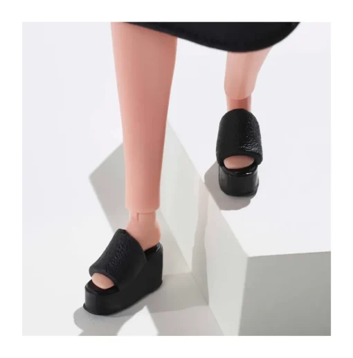 Barbie, Bambola Barbie Signature Barbie Looks Snodata, Petite, Castana, Giocattolo Per Bambini 6+ Anni, Gxb29