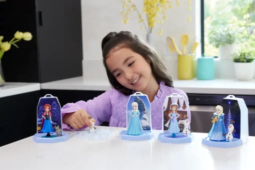 Disney Frozen Mini Bambole Ice Reveal Con Squishy Ice Assortimento