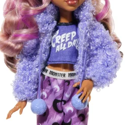 Monster High Clawdeen Wolf Creepover Party, Bambola Con Outfit Dettagliato E Accessori Per Il Pigiama Party, Cucciolo Crescent Incluso