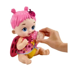 My Garden Baby Bambola Junior Coccinella Con Ali Soffici E Dolce Profumo Floreale, Con Un Pannolino Riutilizzabile, Biberon E Accessori, Giocattolo Per Bambini, 3+ Anni, Hmx27