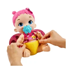 My Garden Baby Bambola Junior Coccinella Con Ali Soffici E Dolce Profumo Floreale, Con Un Pannolino Riutilizzabile, Biberon E Accessori, Giocattolo Per Bambini, 3+ Anni, Hmx27