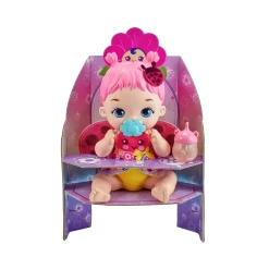 My Garden Baby Bambola Junior Coccinella Con Ali Soffici E Dolce Profumo Floreale, Con Un Pannolino Riutilizzabile, Biberon E Accessori, Giocattolo Per Bambini, 3+ Anni, Hmx27