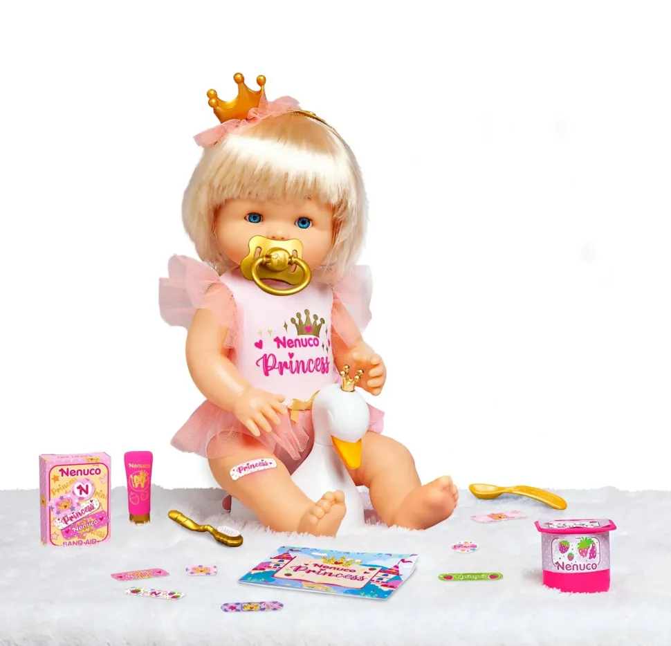 Nenuco Princess, Bambola 42 Cm Con Capelli Biondi E 10 Accessori