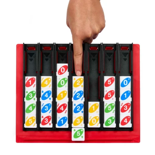 Uno Quattro, Posiziona Quattro Tessere E Abbina Colore E Numero